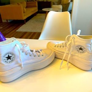 New worn once white platform converse high tops!